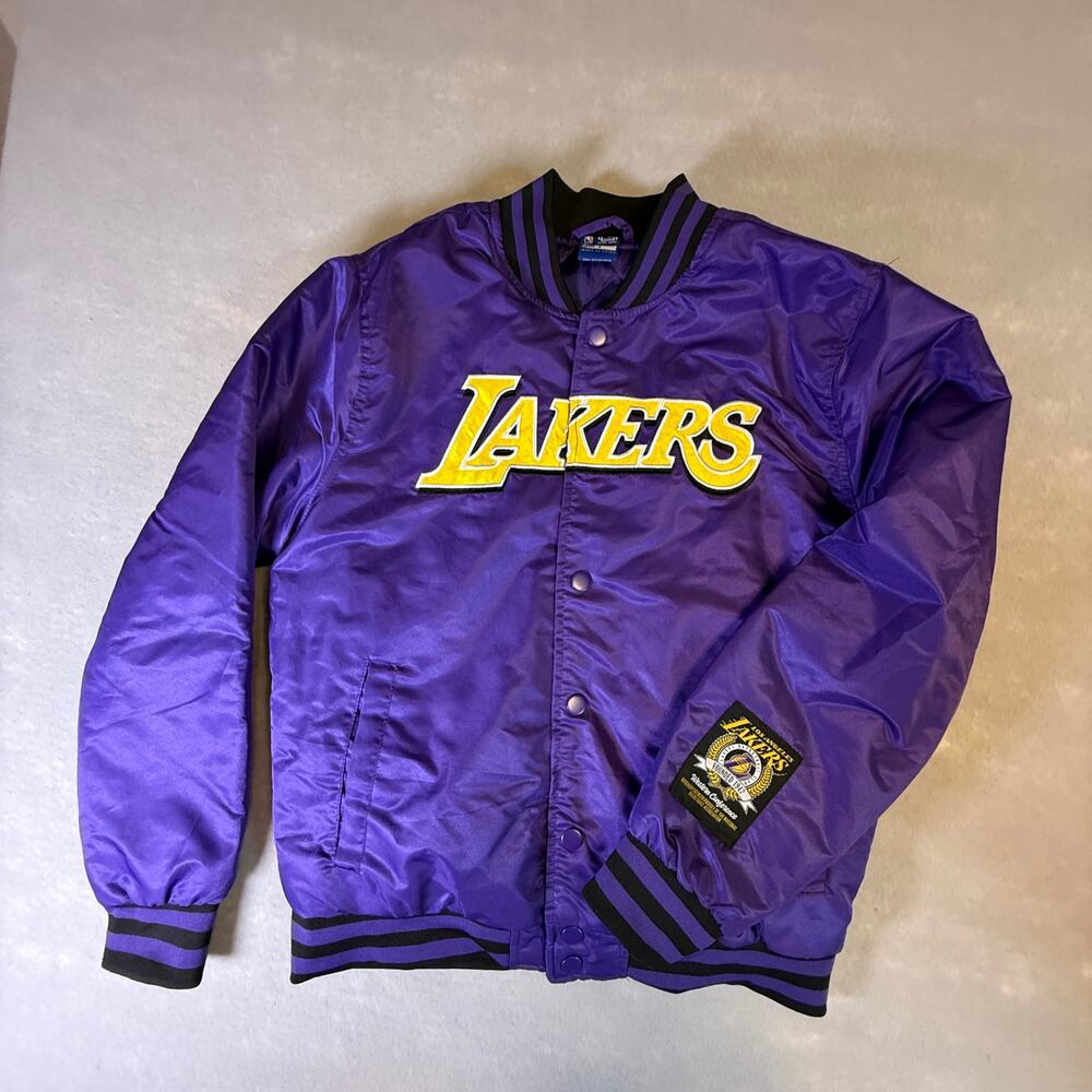 NBA Los Angeles Lakers shiny purple bomber jacket quilted puffer retro size S